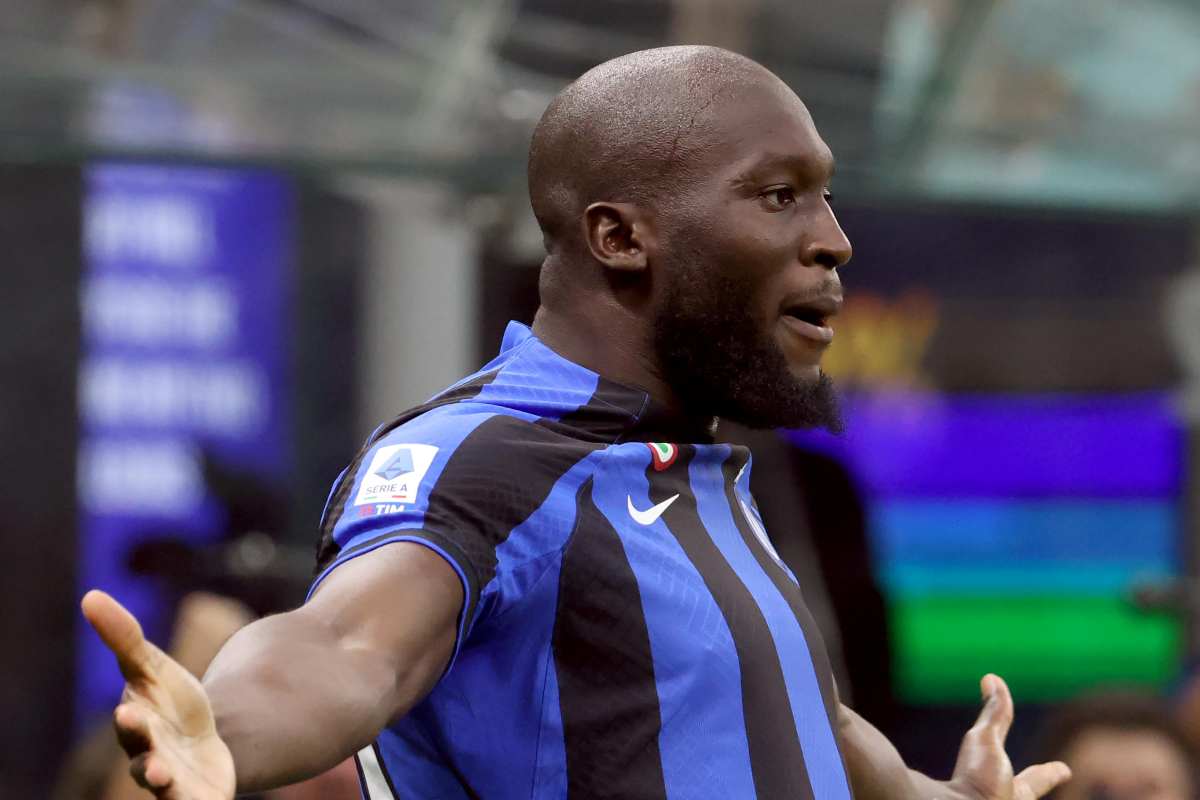 Calciomercato Juventus Lukaku Giuntoli cessione Milik