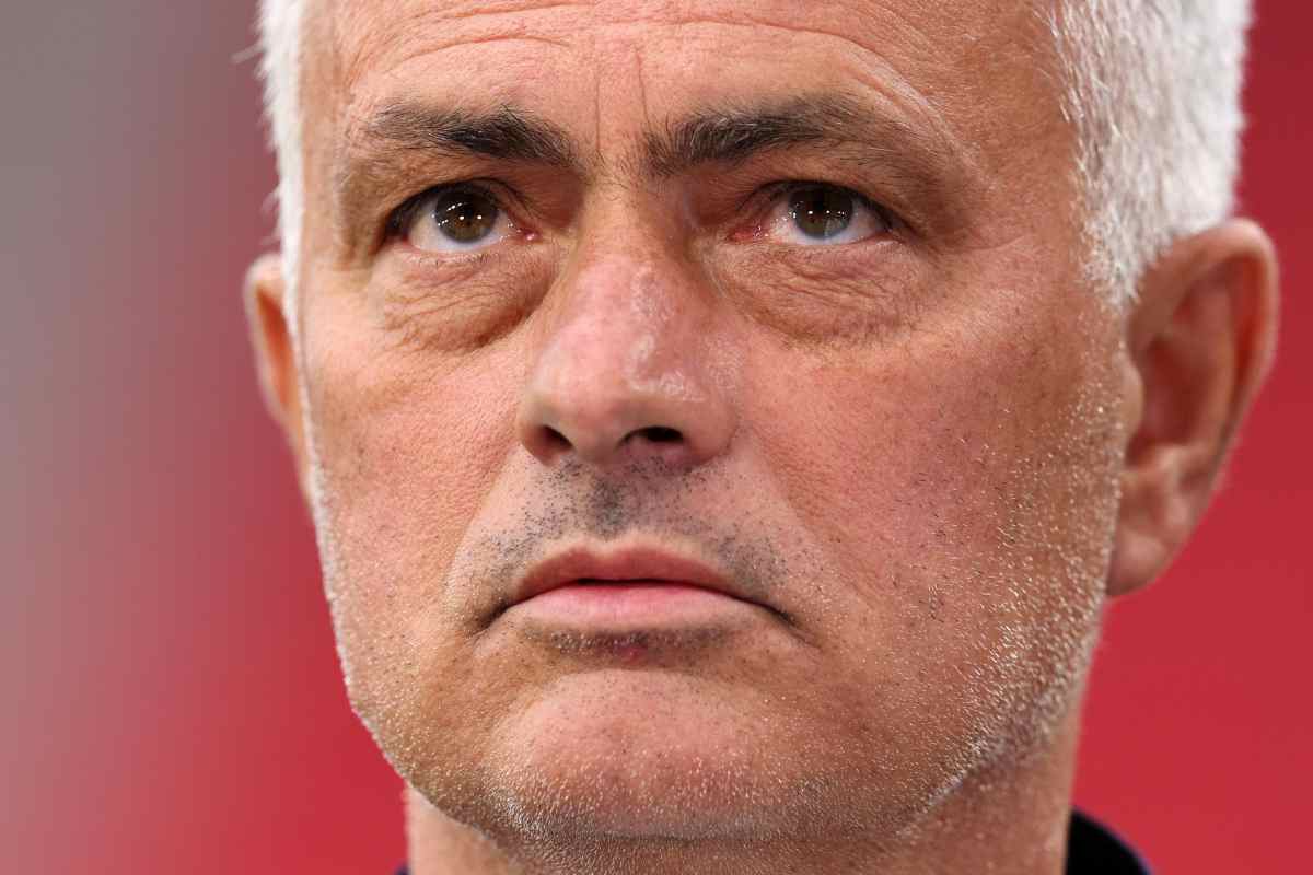 Calciomercato Roma Mourinho Renato Sanches Psg