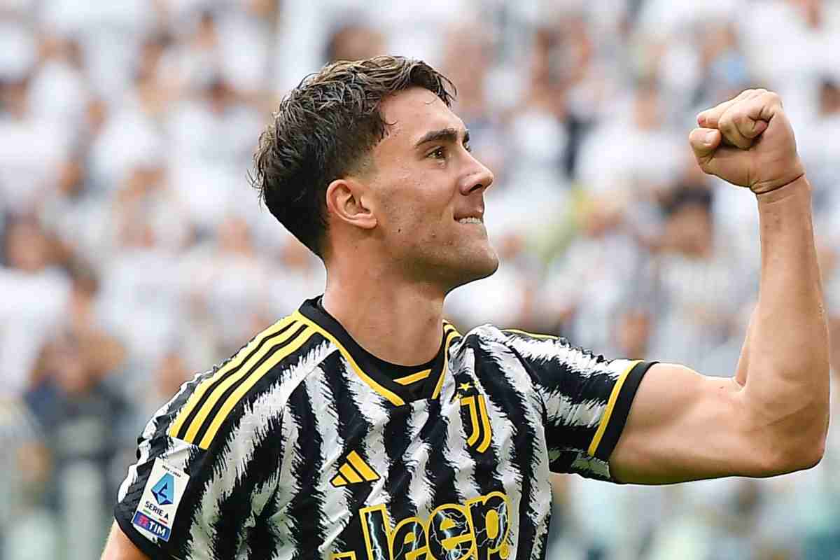 Vlahovic in prestito dalla Juve