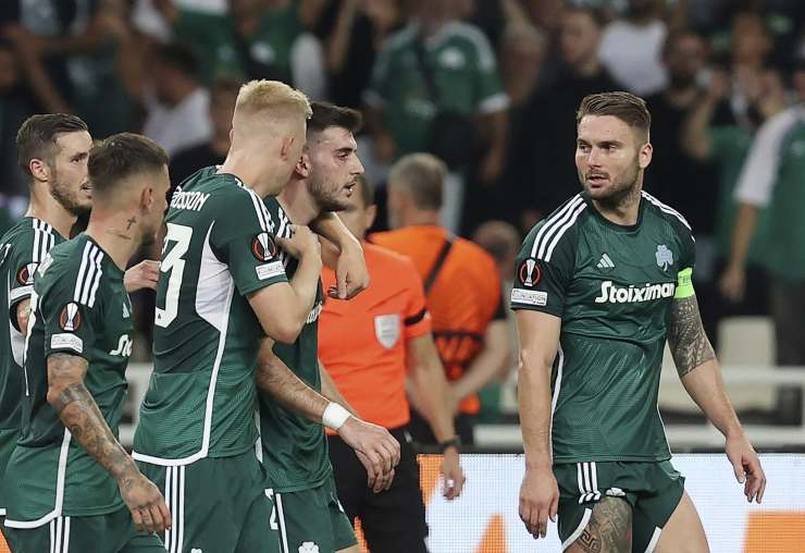 Olympiakos Panathinaikos petardo