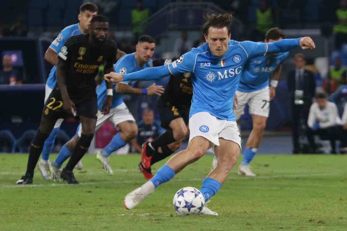 Piotr Zielinski rinnovo napoli