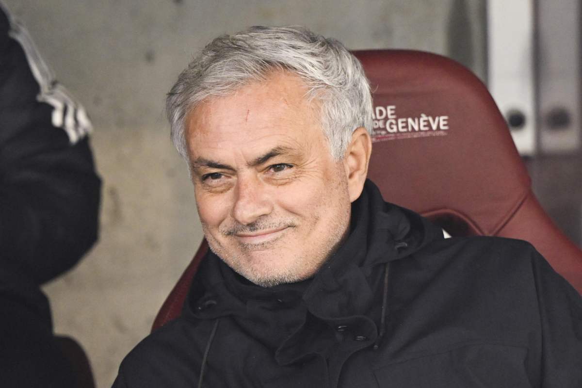 Mourinho beffa il Napoli