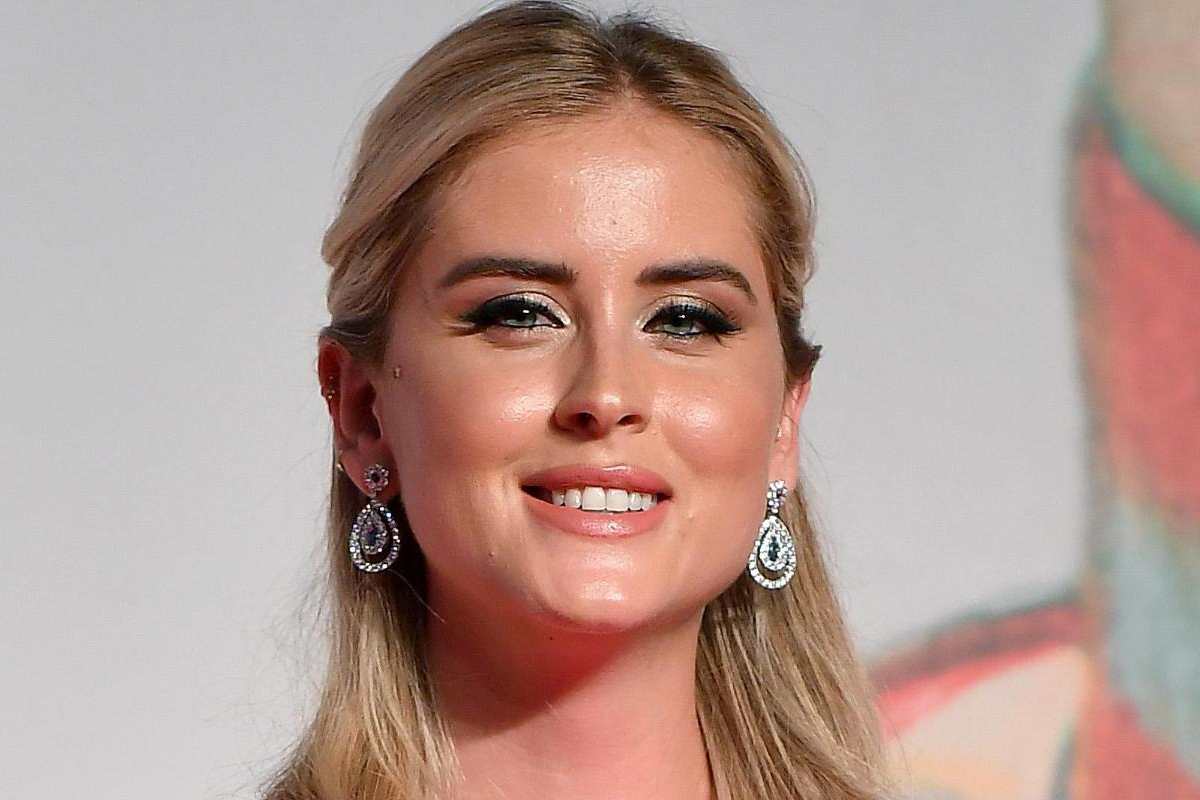 Valentina Ferragni super decolleté