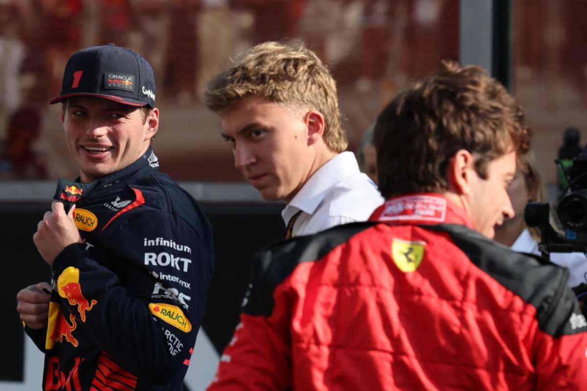 Verstappen scuote ancora la F1