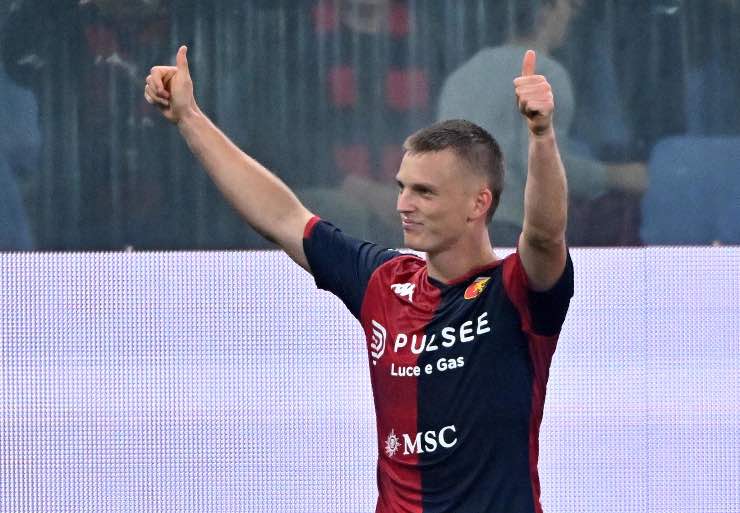 Calciomercato Genoa, la Roma in pole position per Gudmundsson