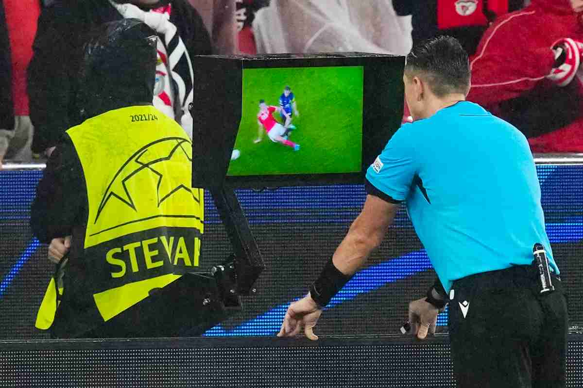 Var polemiche incredibili scandalo calcio