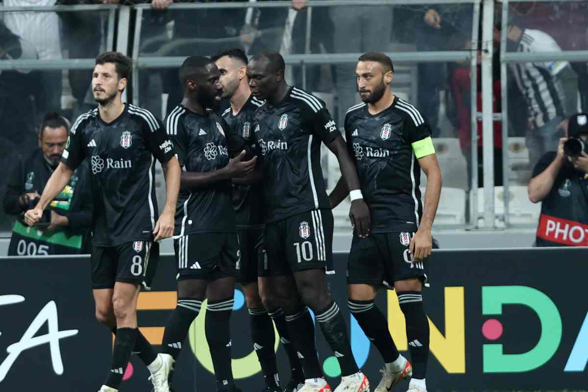 Il Besiktas cambia allenatore