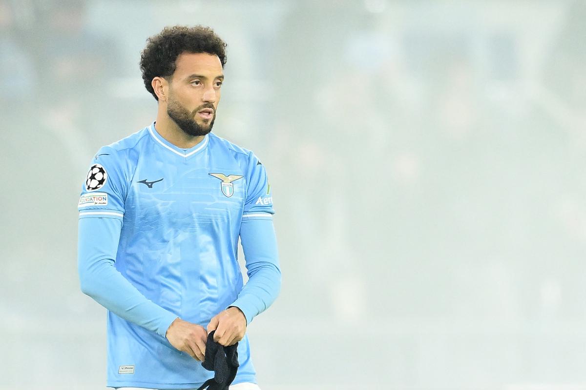 Calciomercato Juventus Giuntoli Felipe Anderson Aston Villa costo zero