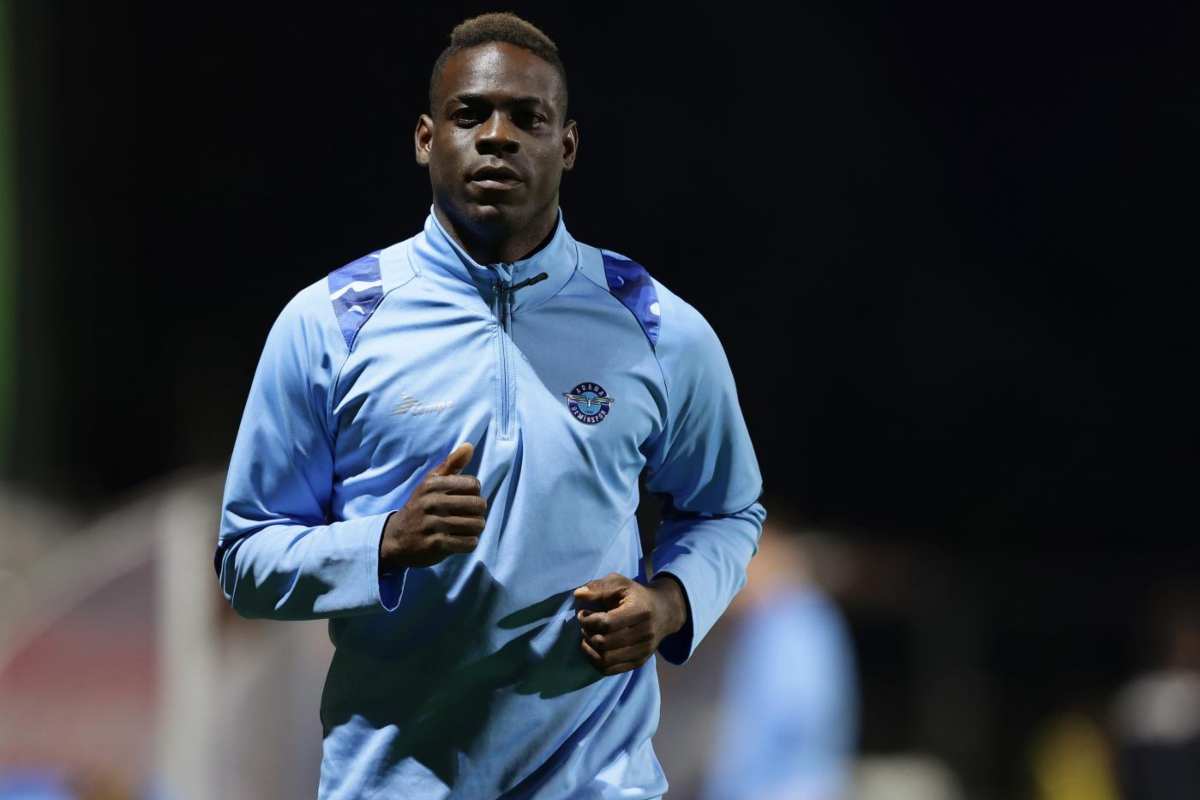 Mario Balotelli saluta l'Adana Demirspor, può tornare in Serie A