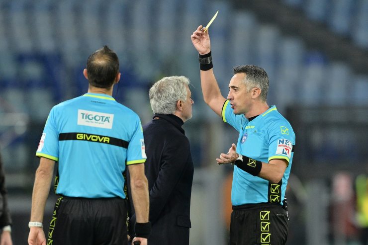 Jose Mourinho e la polemica con l'arbitro Aureliano