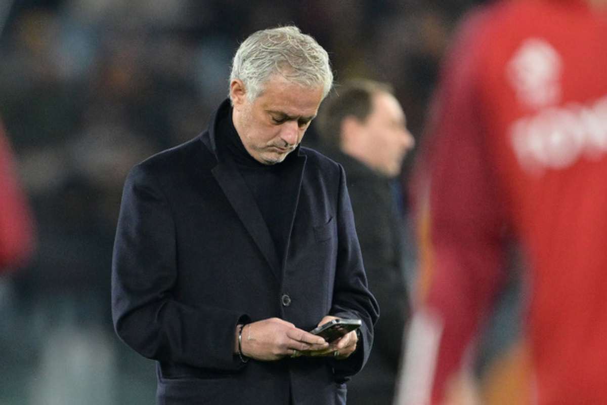 calciomercato Mourinho Napoli Mendes