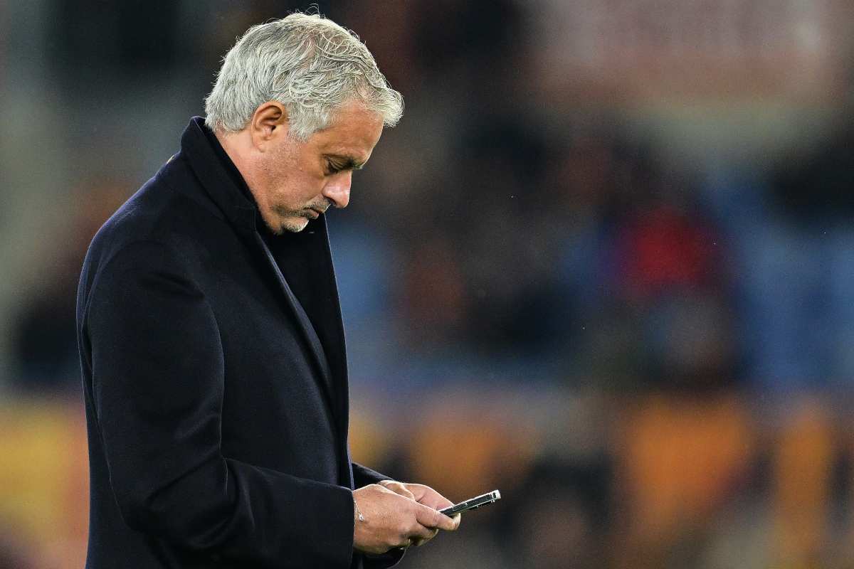 esonero Mourinho Roma messaggi