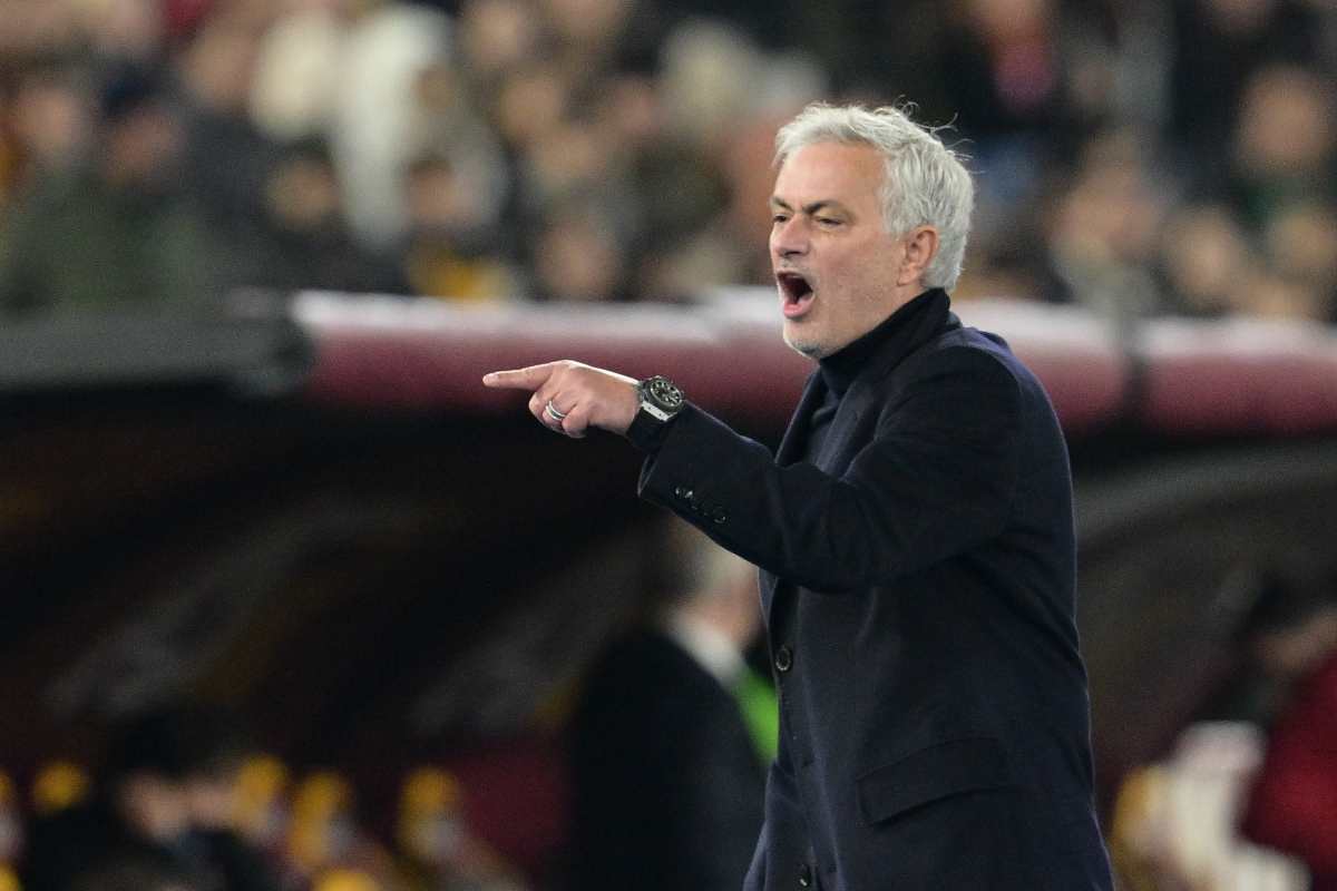 Roma ultim'ora su Mourinho decisione