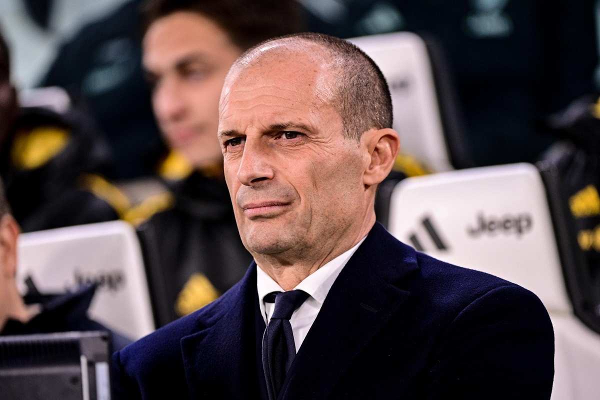 "Allegri è il peggiore", bocciatura senza appello