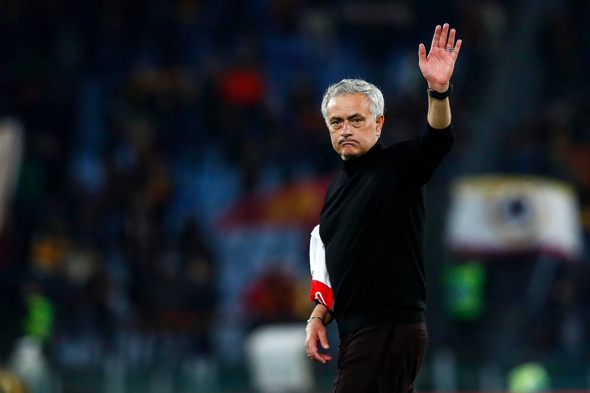 Mourinho si prepara a un clamoroso ritorno dopo l'esonero dalla Roma