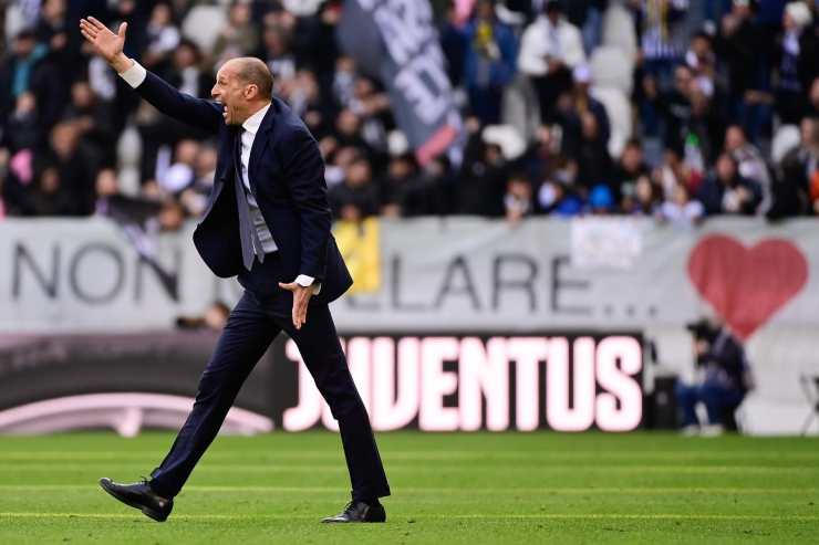 Nuova bufera contro Allegri in diretta