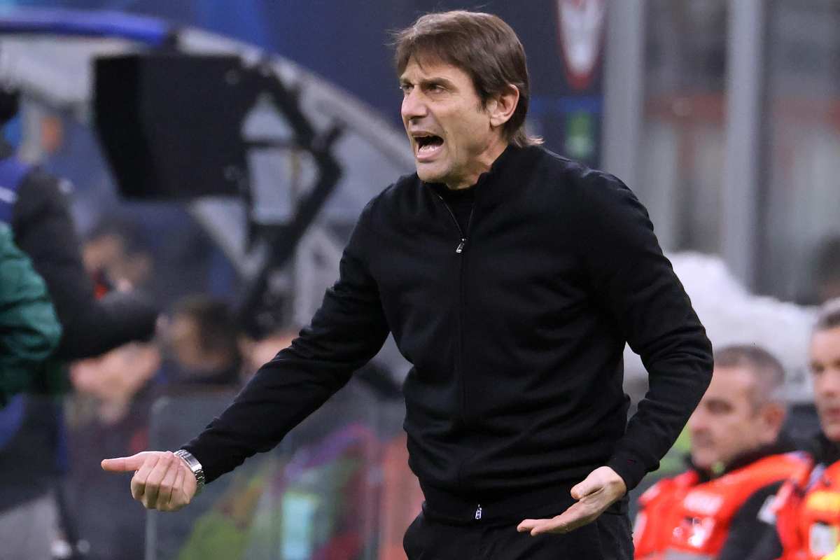 Antonio Conte al Napoli, De Laurentiis riflette