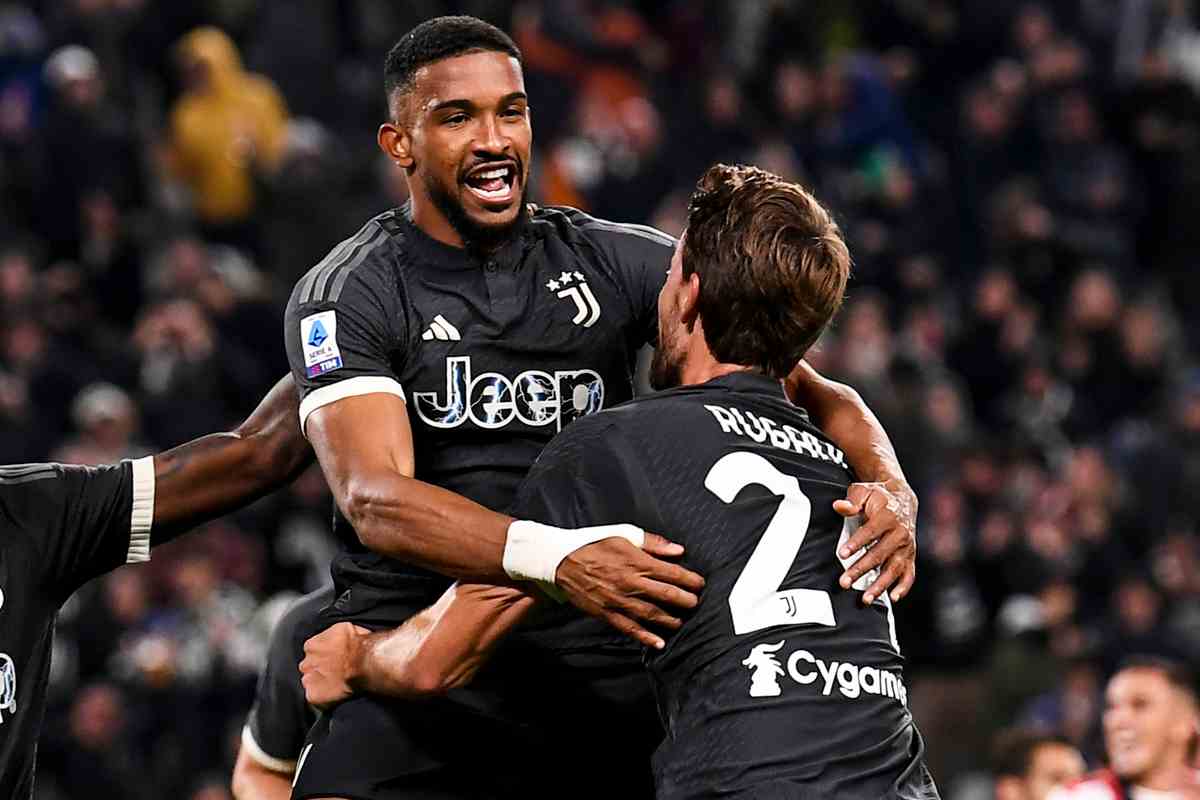 Il difensore della Juve all'Al-Ain