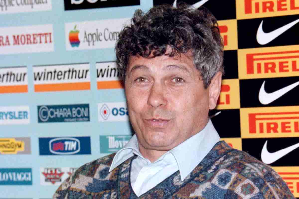 Mircea Lucescu torna da CT della Romania