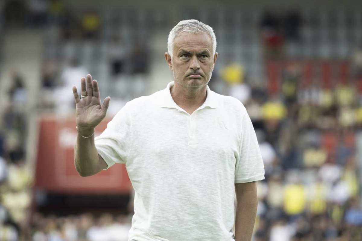 Dimissioni Mourinho Fenerbahce