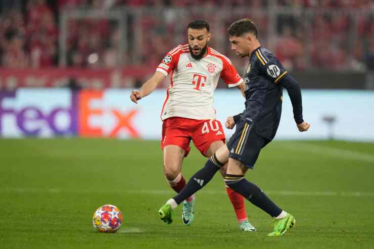 Mazraoui al Manchester United