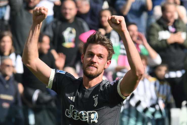 Calciomercato Juventus, ha detto sì: firma subito a sorpresa