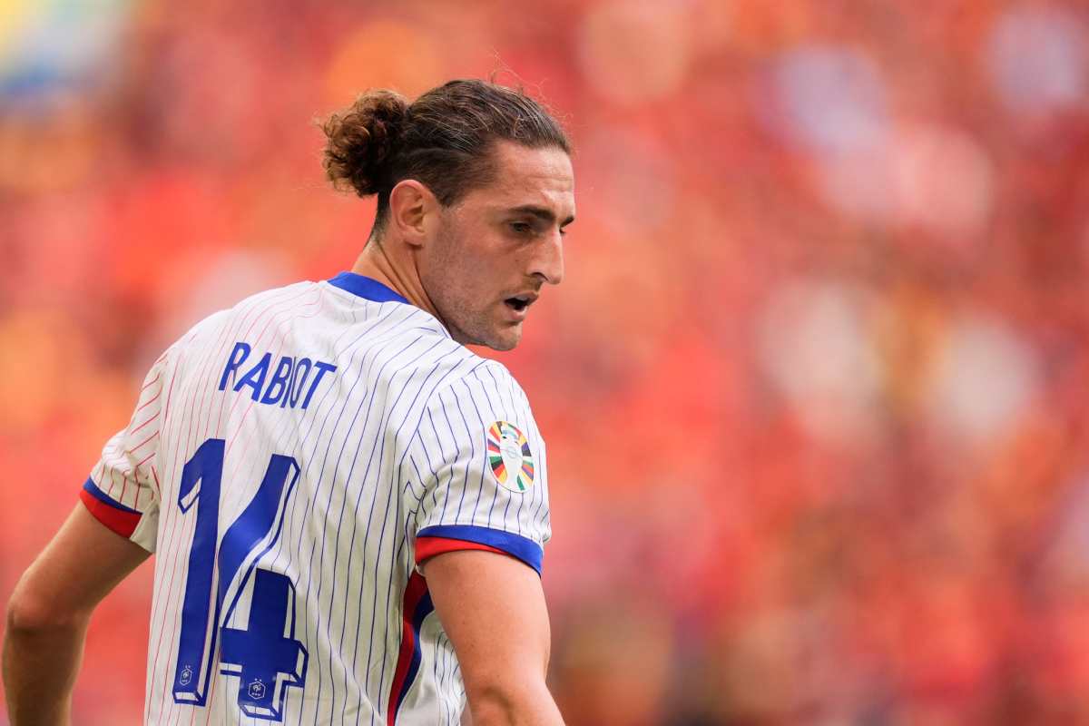 Il Galatasaray punta Rabiot, ma non ha alcuna intenzione di aspettarlo 