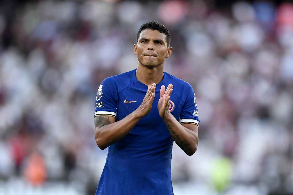 Thiago Silva nella bufera per la moglie