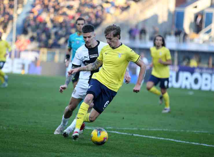 Rovella in campo contro il Parma