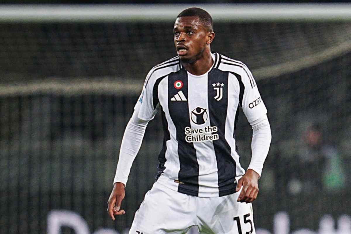 Kalulu in campo con la Juventus