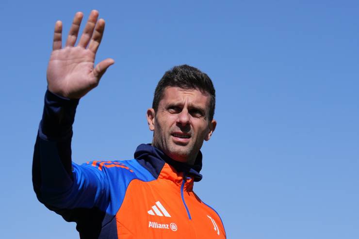 Thiago Motta saluta