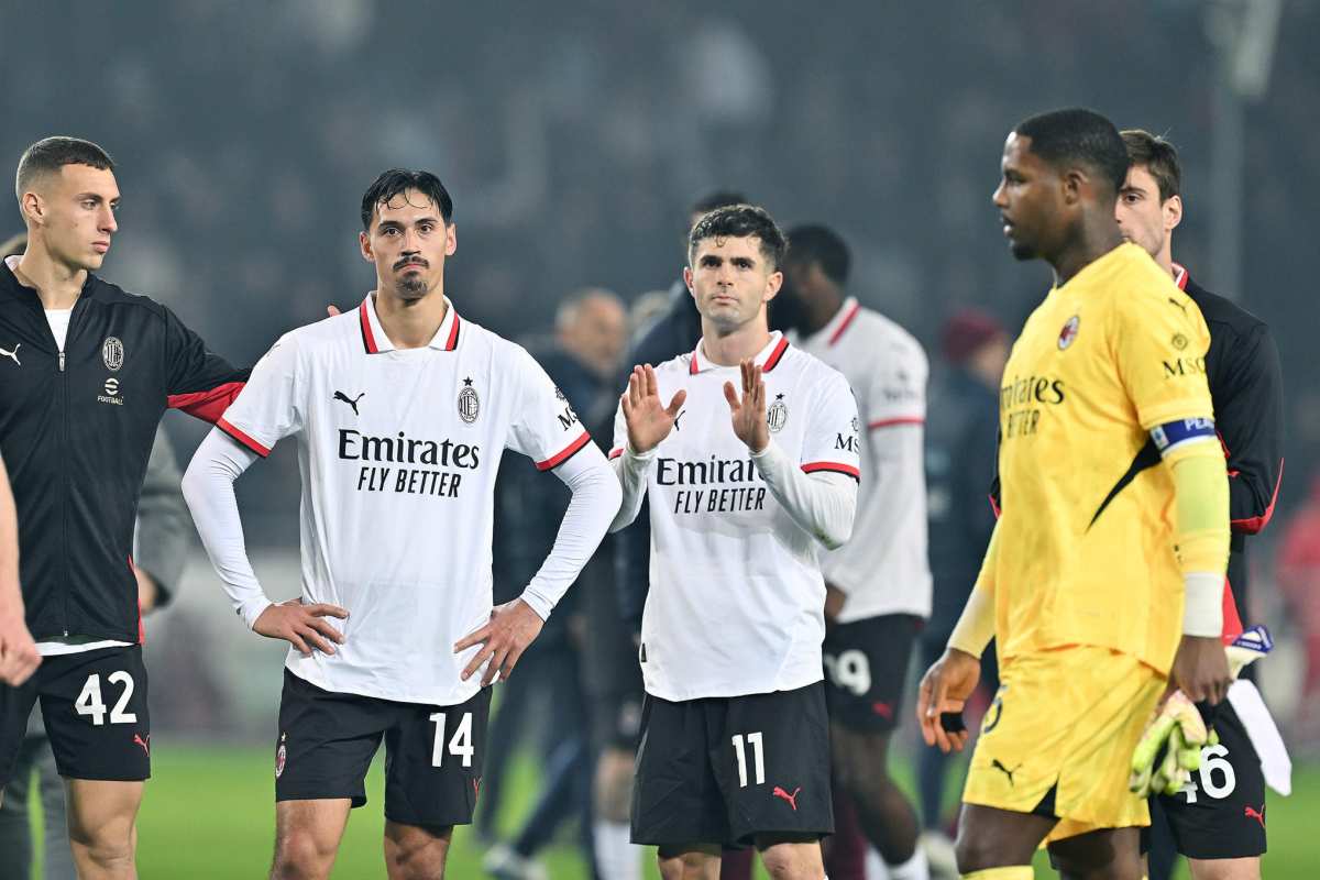 La delusione dei giocatori del Milan dopo il ko col Torino