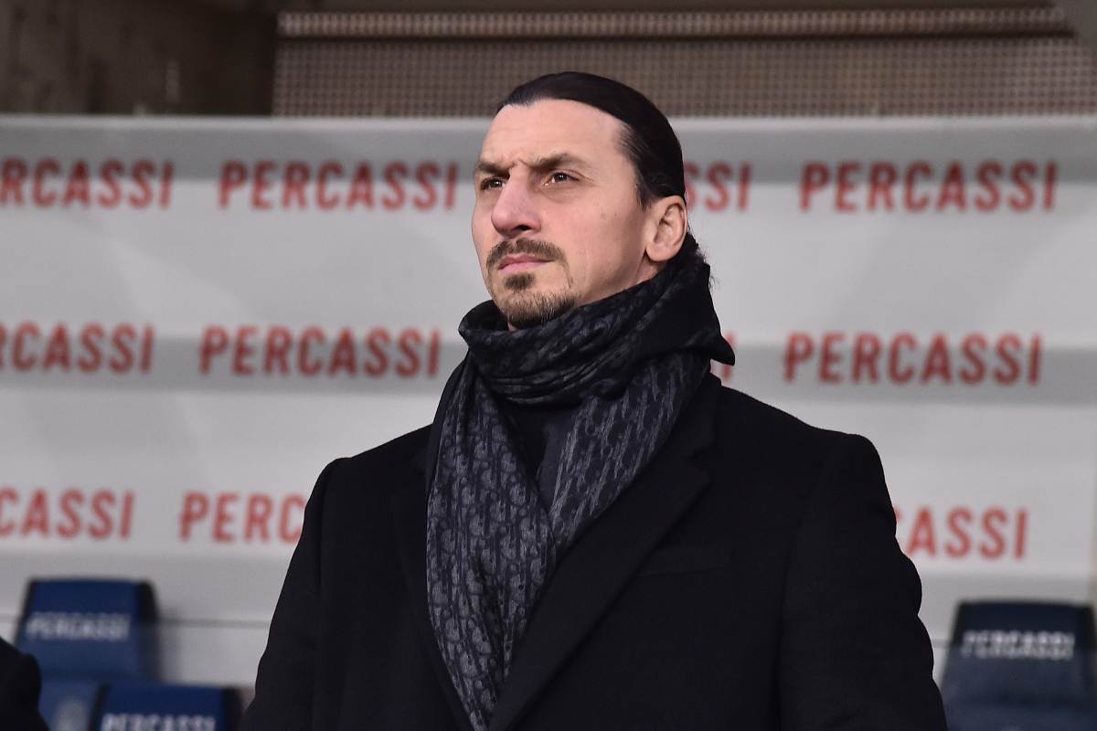 Zlatan Ibrahimovic guarda perplesso